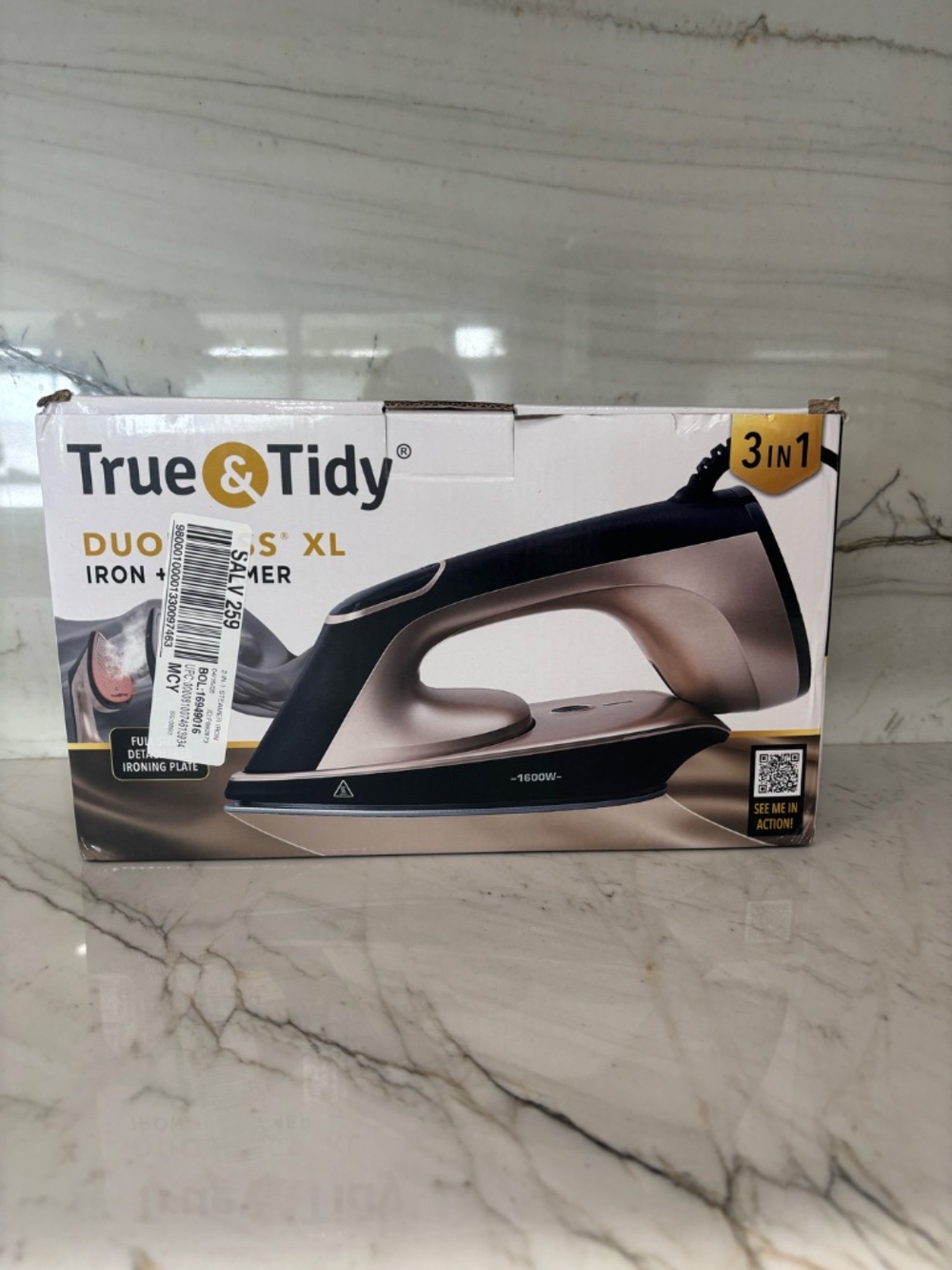 True & Tidy 1600W DuoPress XL Iron & Steamer with Detachable Ironing, Digital - Picture 5 of 6